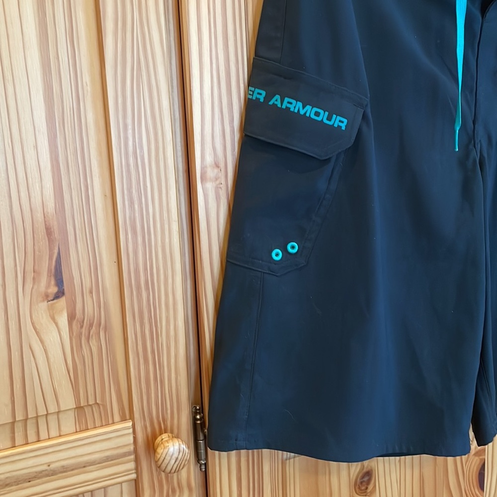 Mens Under Armour Board Shorts - Picture 3 of 4